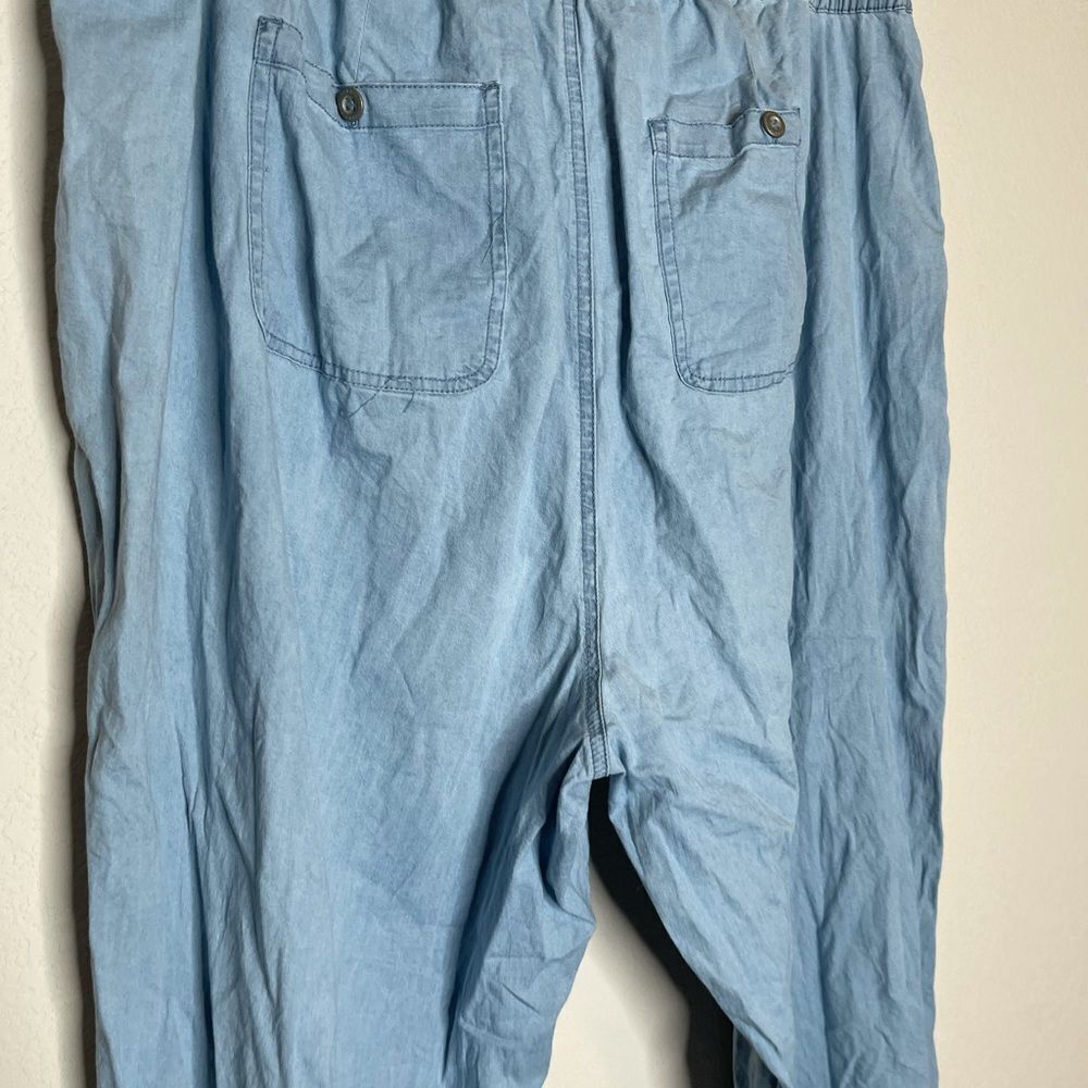 Torrid chambray light wash pants - Picture 10 of 11